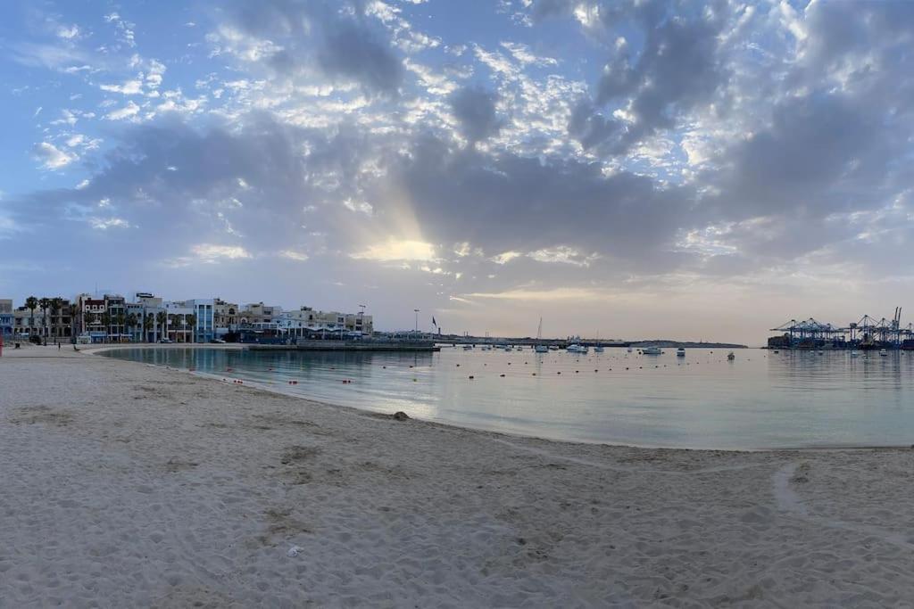 Sunset Apt Modern 1 Bedroom Apt Near The Beach Бірзеббуджа Екстер'єр фото